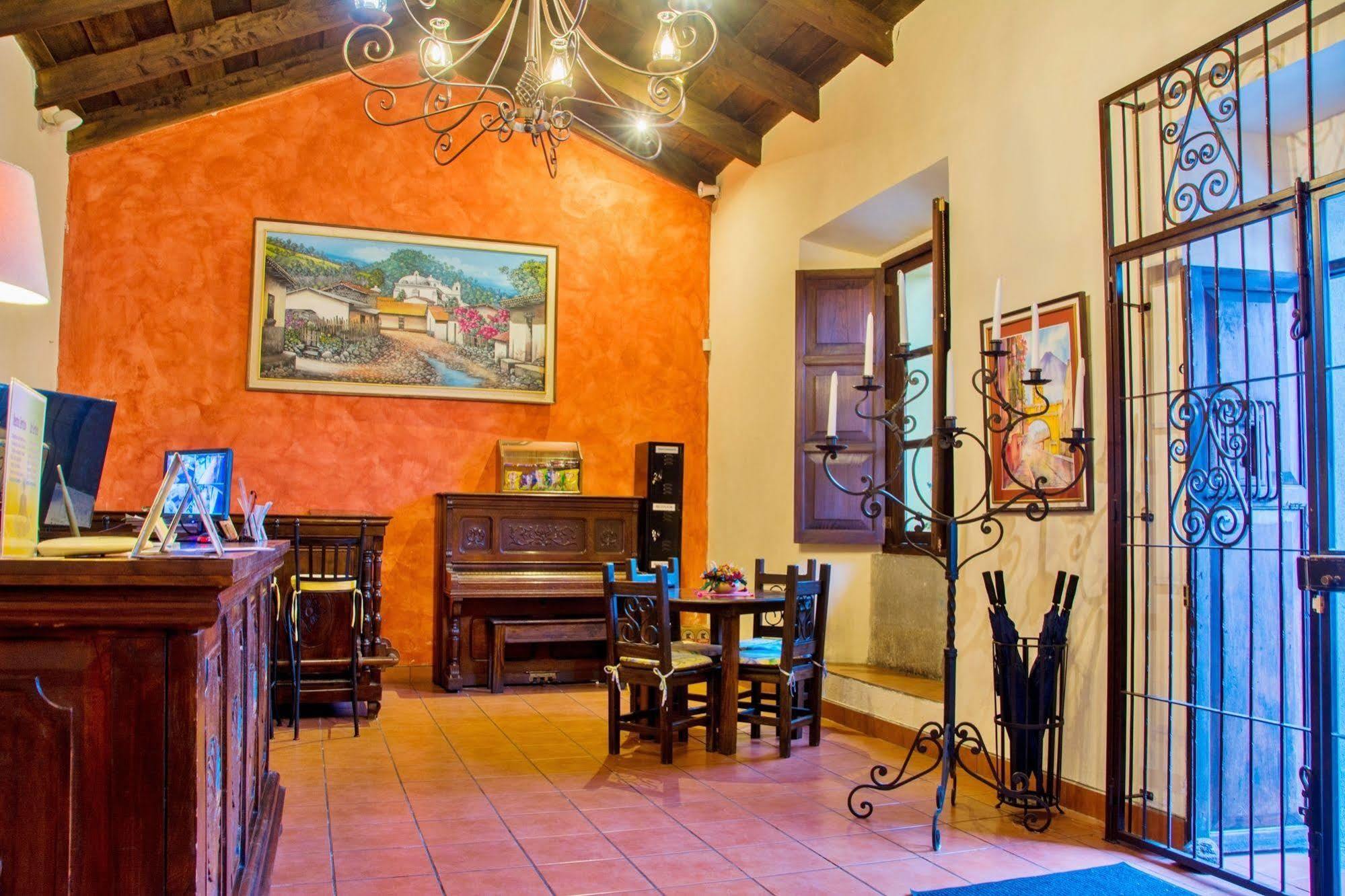 Hotel Meson del Valle by AHS Antigua Esterno foto